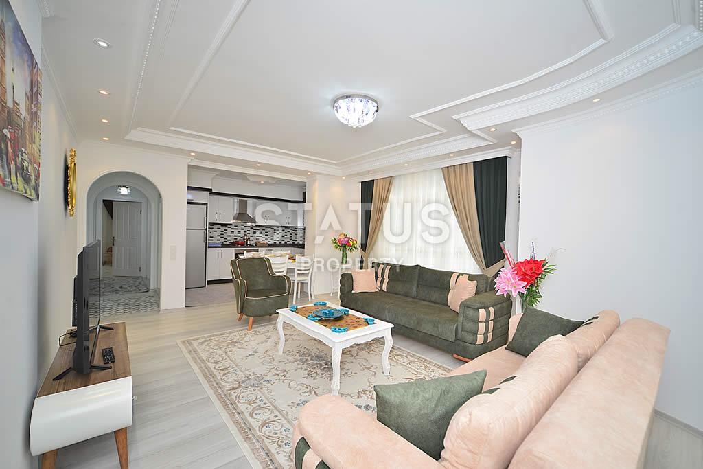 Luxurious three-room apartment 100 m from the sea in the center of Mahmutlar, 120 m2 фото 1