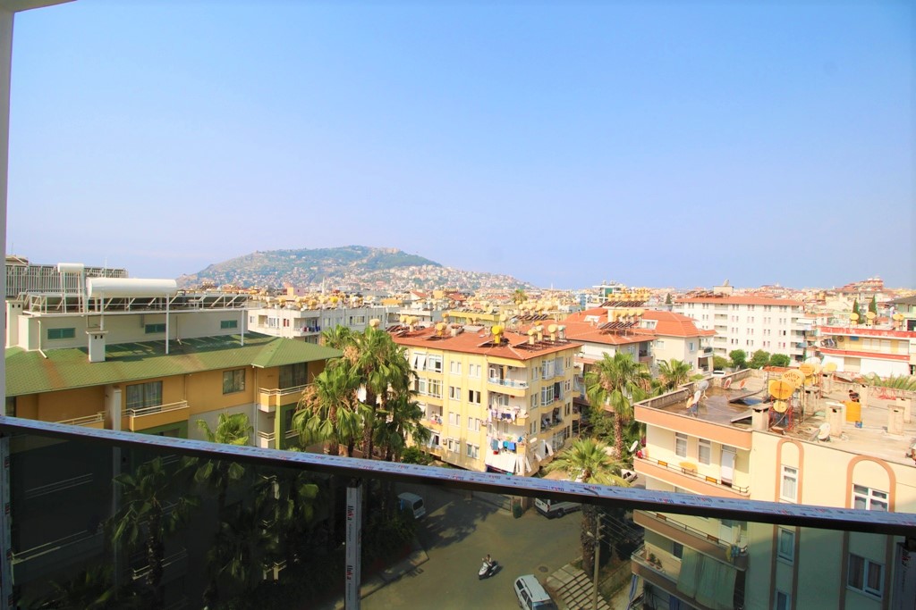 New renovated apartment in the center of Alanya, where no one lived! 60 sq.m. фото 2