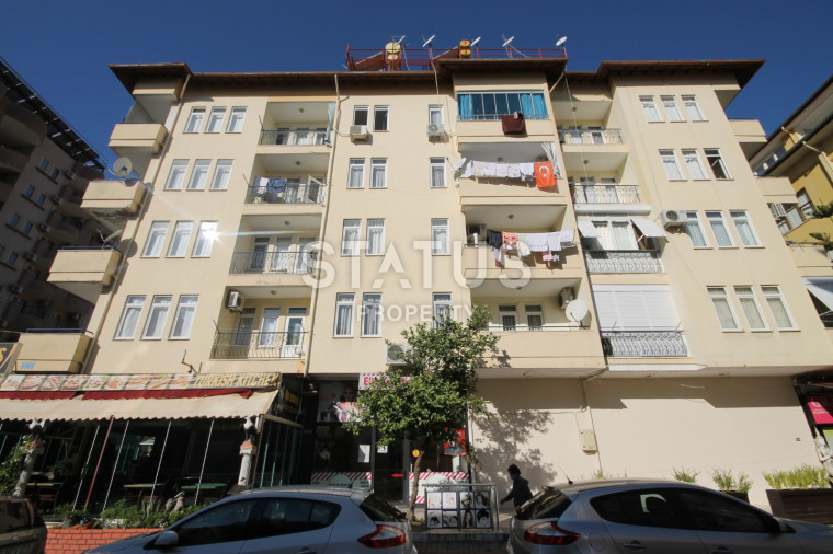 Крупнометражная квартира 1+1 в центре Алании, 70 м2. фото 1