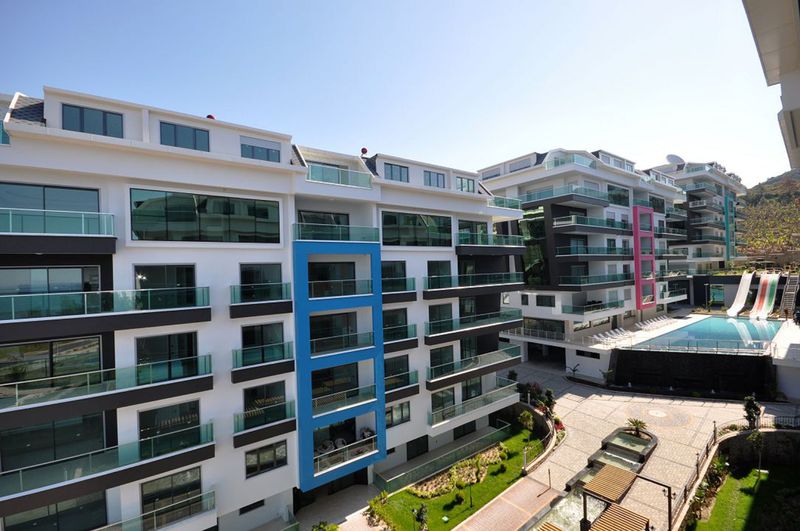 Apartment 1+1 with sea views in a premium residential complex in Kargicak, 65 m2 фото 2