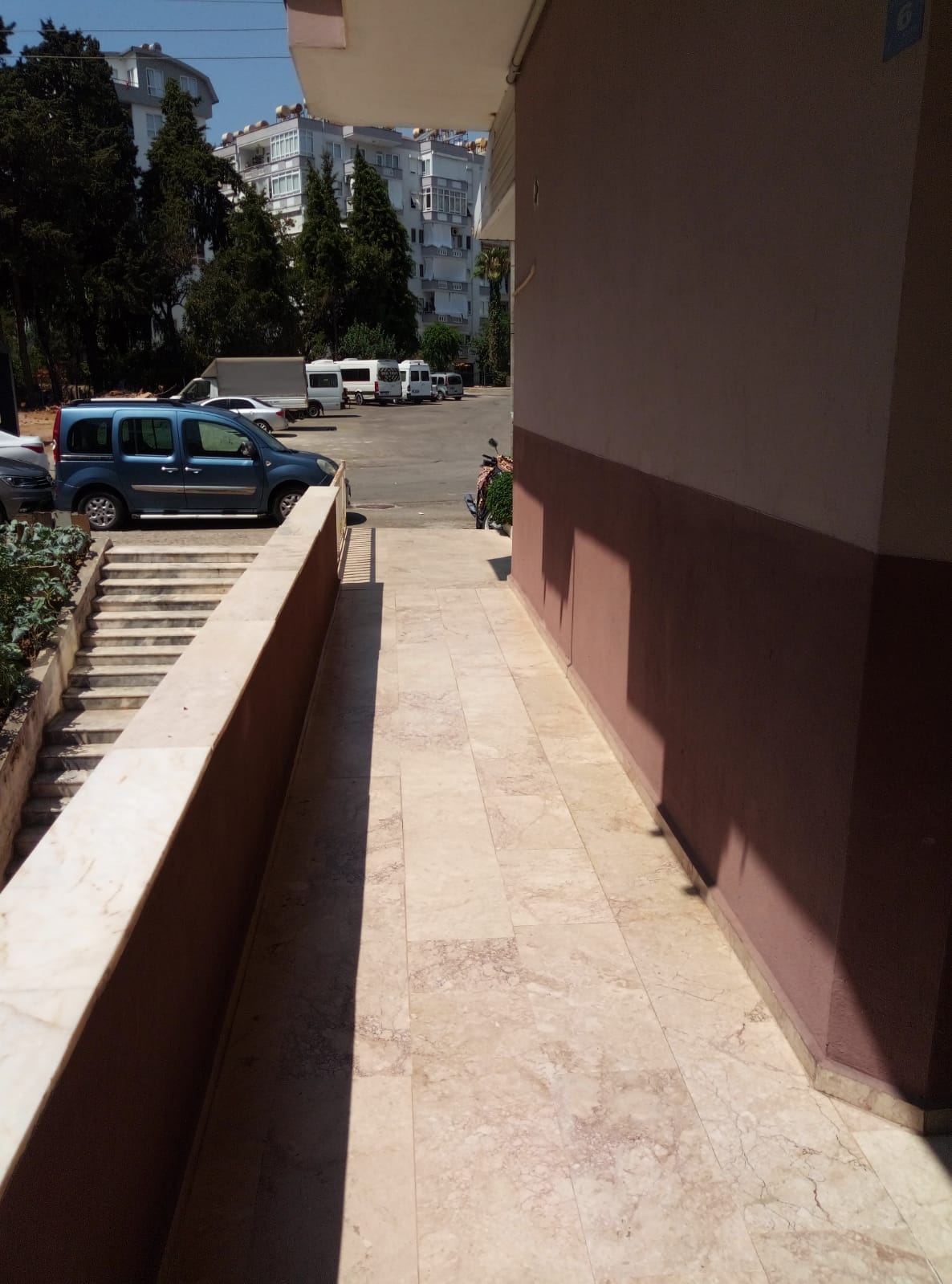 Spacious 3+1 apartment 10 minutes from Cleopatra beach, 150 m2. Center, Alanya. фото 2