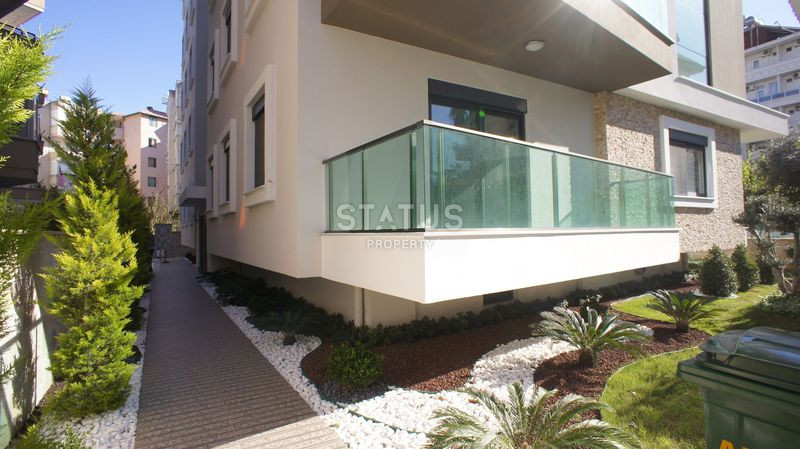 Penthouse in the center of Alanya with partial sea view, 215 m2 фото 2