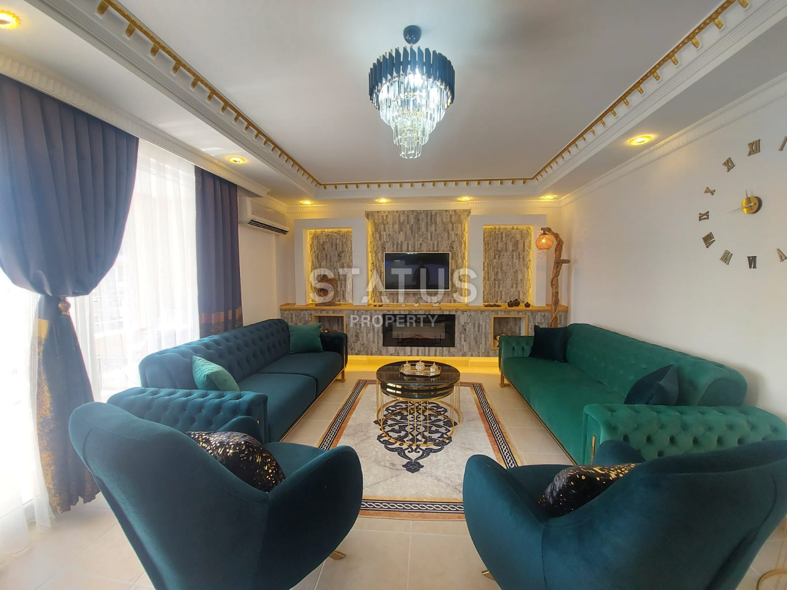 Three-room apartment with furniture in Mahmutlar, 125 m2 фото 1