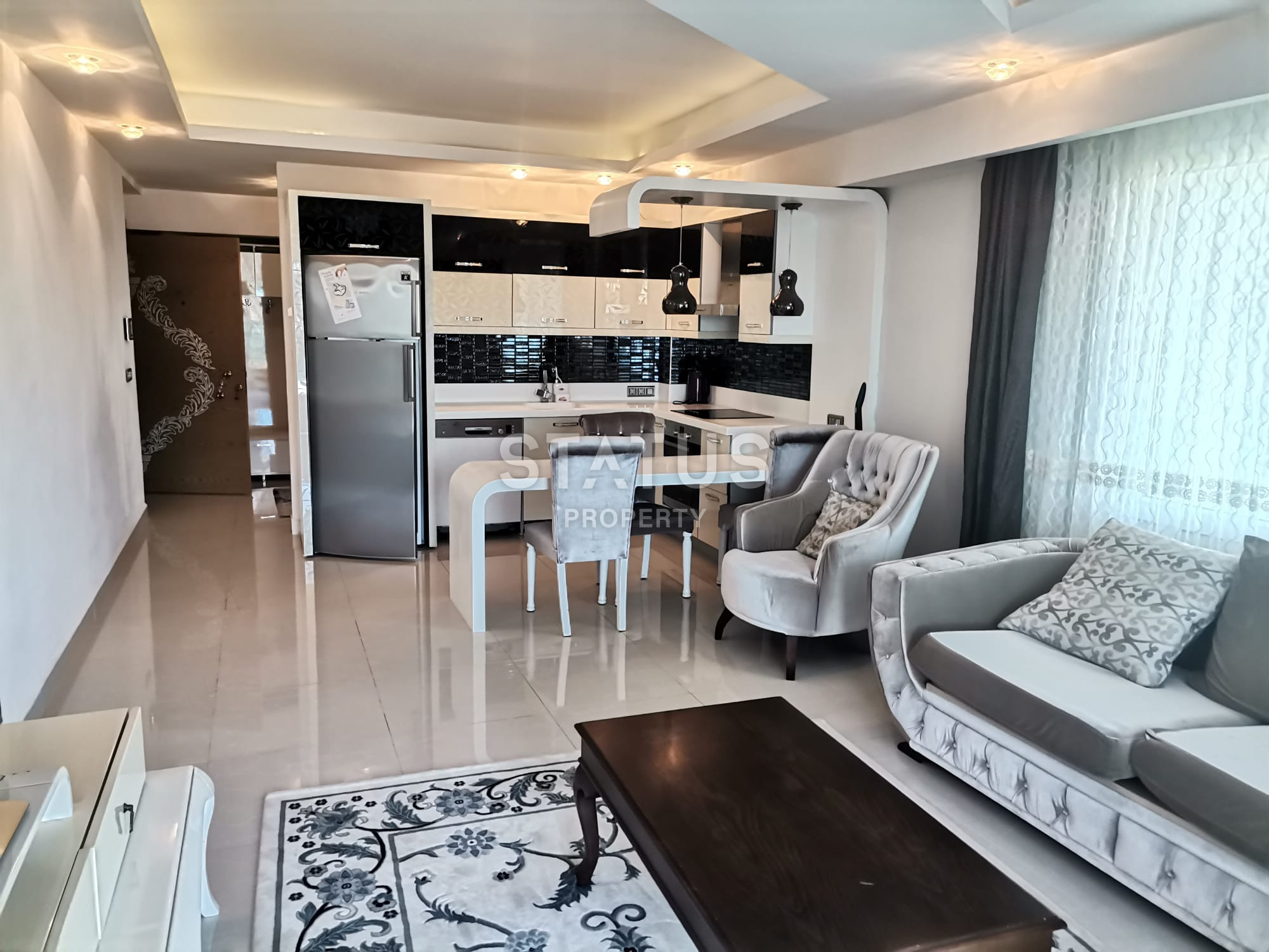 Apartment 3+1 furnished in Mahmutlar, 160 m2 фото 1