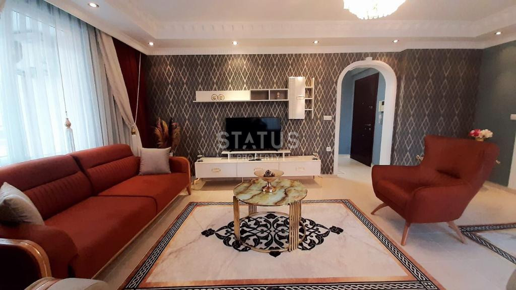 Apartment 2+1 with designer renovation in Mahmutlar, 120 sq.m. фото 1