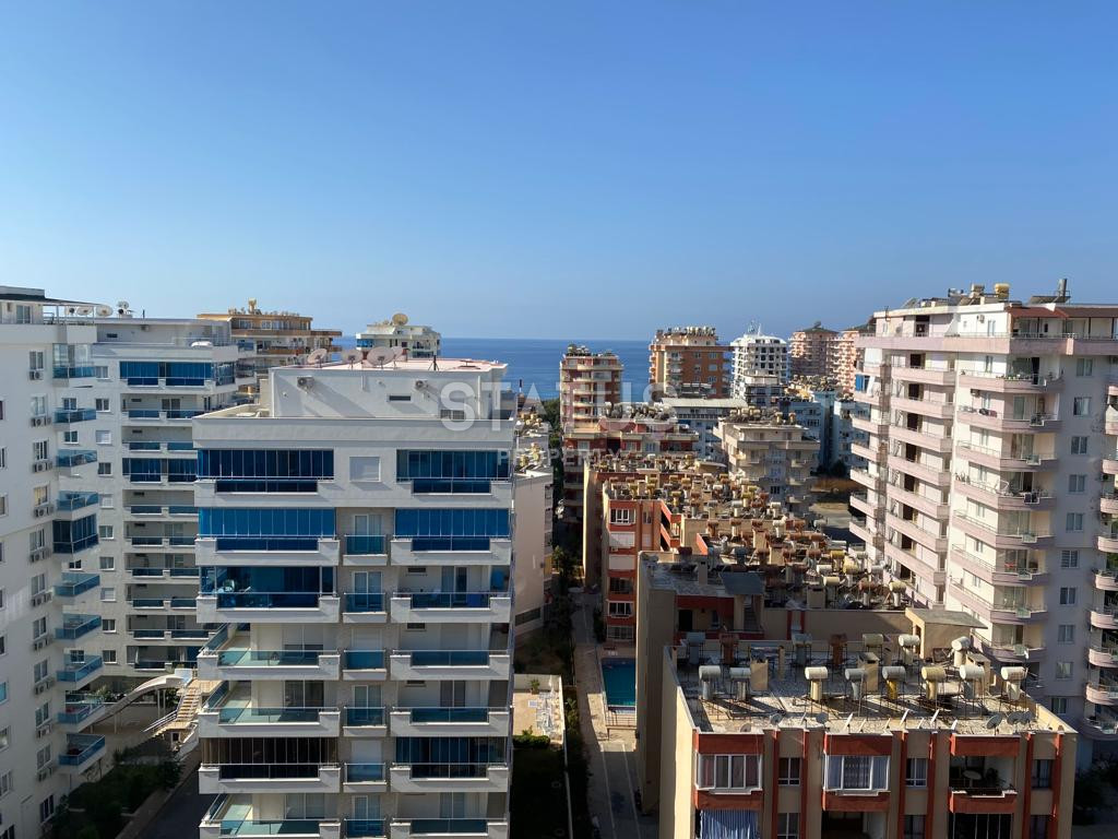 View apartment on the sea and mountains 3+1, in the Mahmutlar area, 140 m2 фото 1