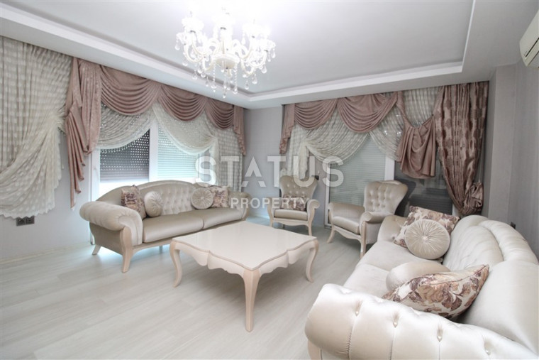 Меблированный пентхаус в районе Кестель, 280 м2 фото 1