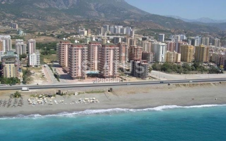 Three-room apartment with excellent repair on the first coastline, 125 sq. m. photos 1