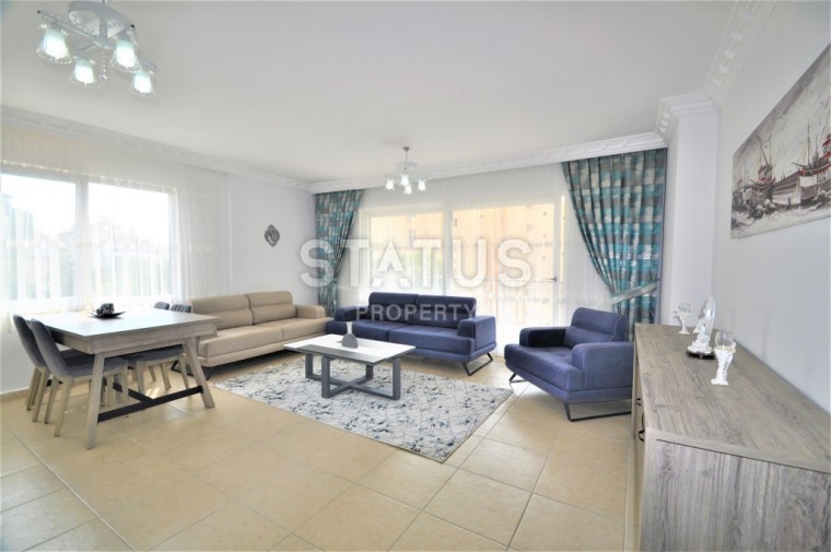 Furnished apartment in a nice complex in Mahmutlar area. 115 sq.m. photos 1