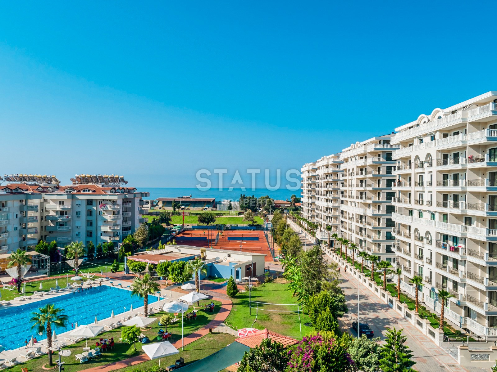 Apartment 1+1 in a Premium class residence. Center, Alanya, 60 m2. фото 1