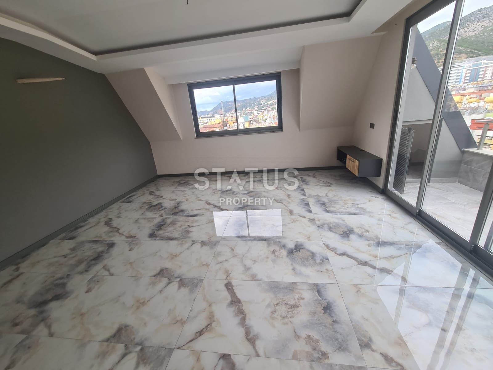Duplex apartment 2+1 in the center of Alanya in a new house with a view of the mountains and the Alanya Castle, 120m2 фото 2