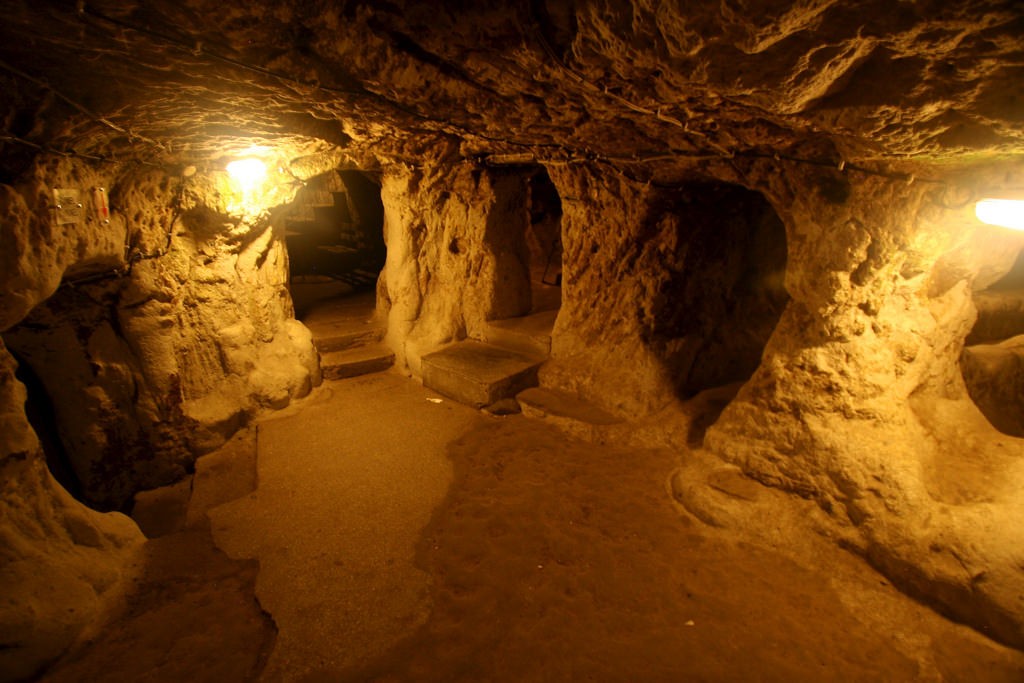 Пещерный город Деринкую
