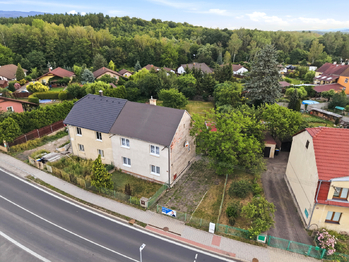 Dům 145 m² Košťany: Klid u Teplic, pozemek a jezero Barbora na dosah