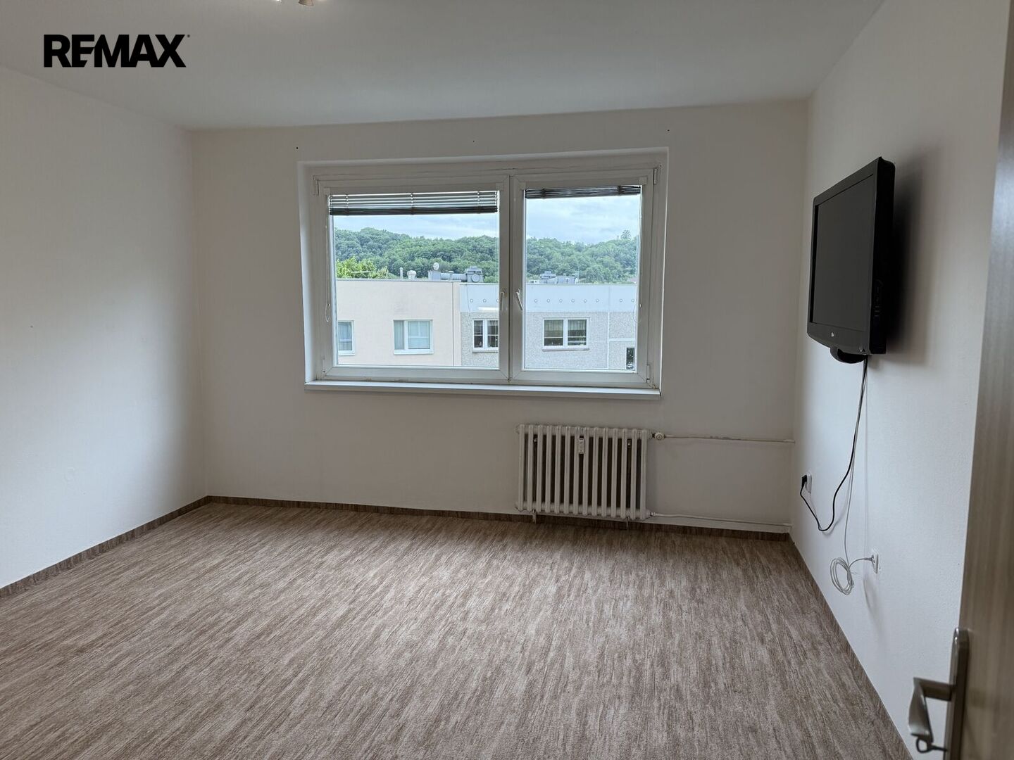 Pronájem bytu 2 + kk, Na Kohoutě, Bukov — obrázek 8