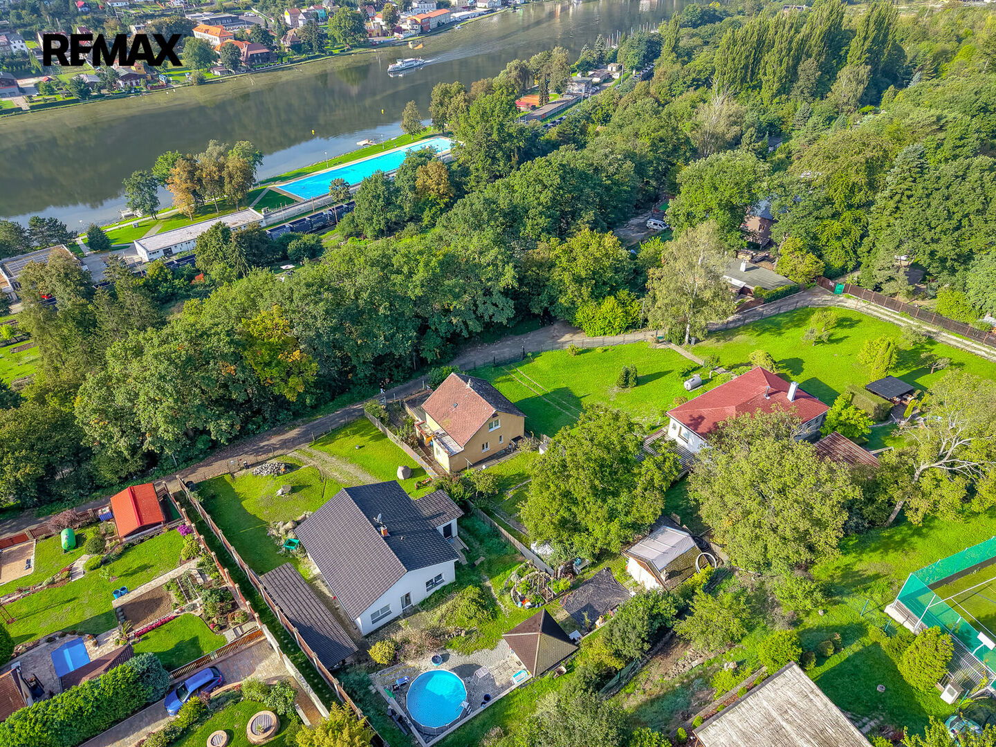 Prodej rodinného domu 5+1, Rodinova, Brná — obrázek 4