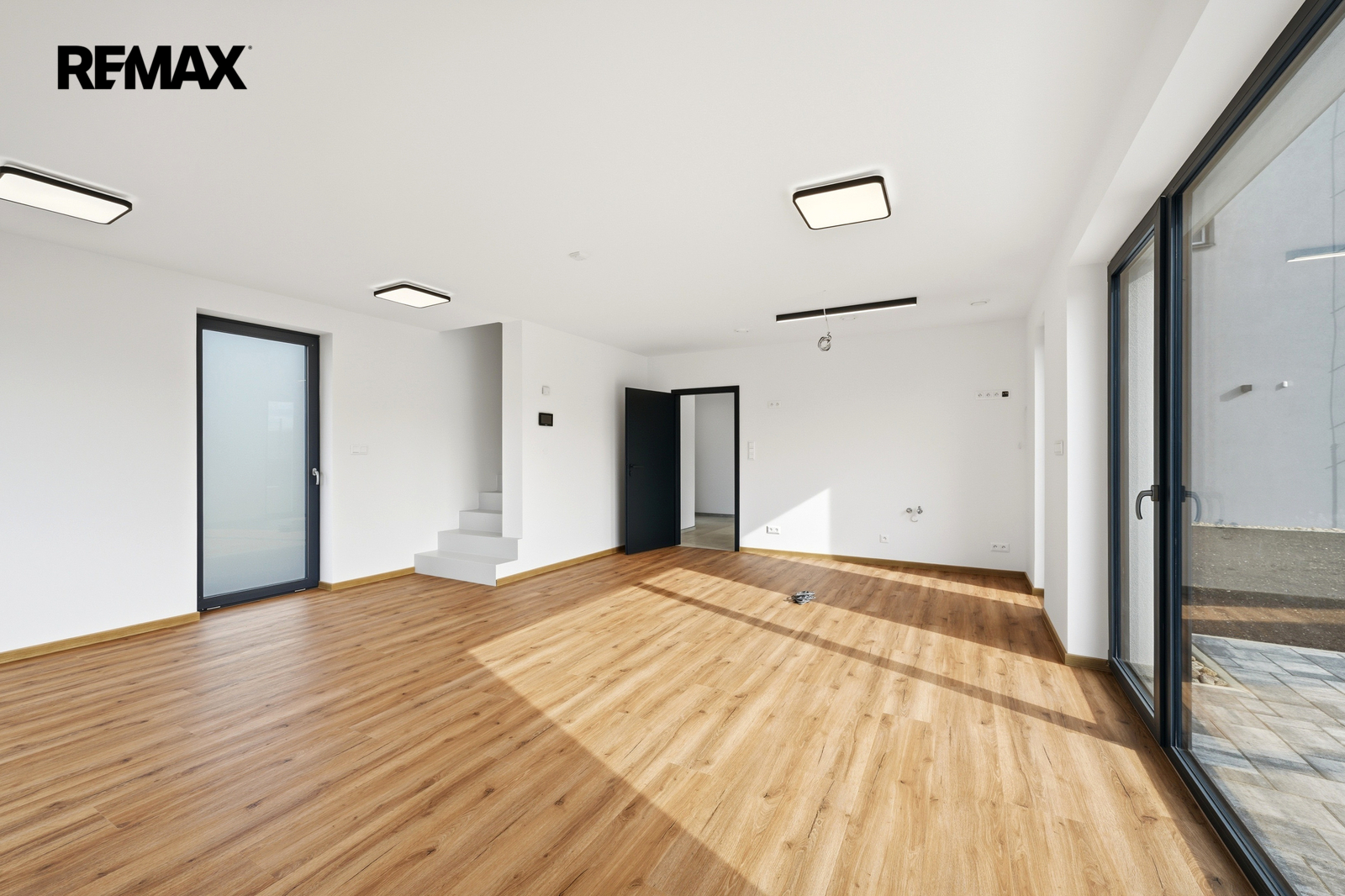 Prodej rodinného domu 4+kk, Kladruby — obrázek 7