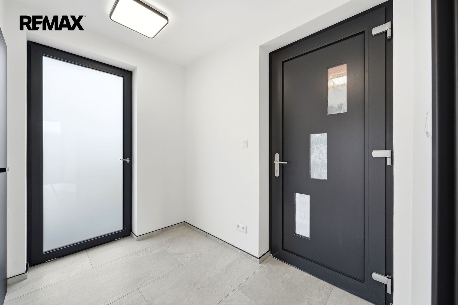 Prodej rodinného domu 4+kk, Kladruby — obrázek 11