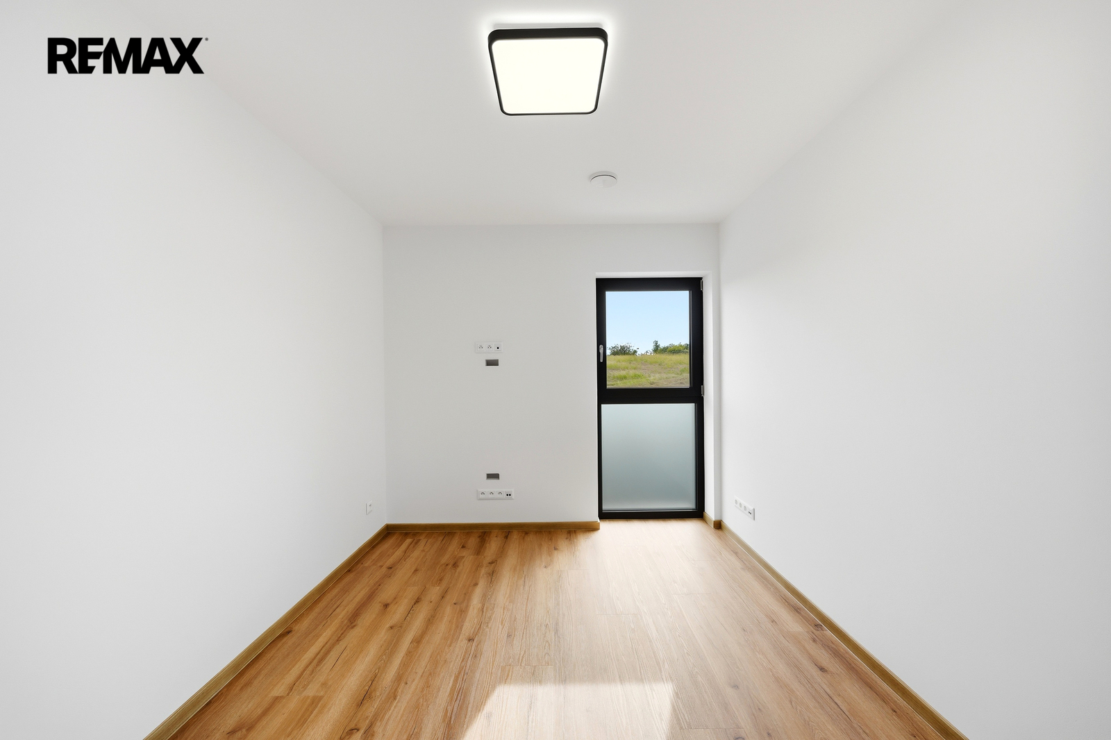 Prodej rodinného domu 4+kk, Kladruby — obrázek 16