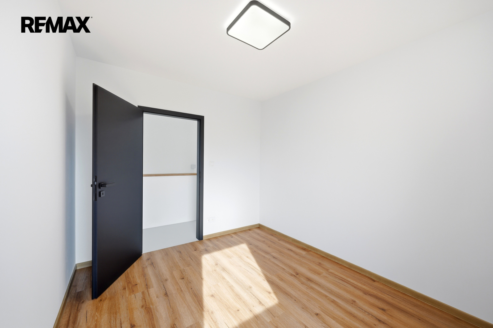 Prodej rodinného domu 4+kk, Kladruby — obrázek 18