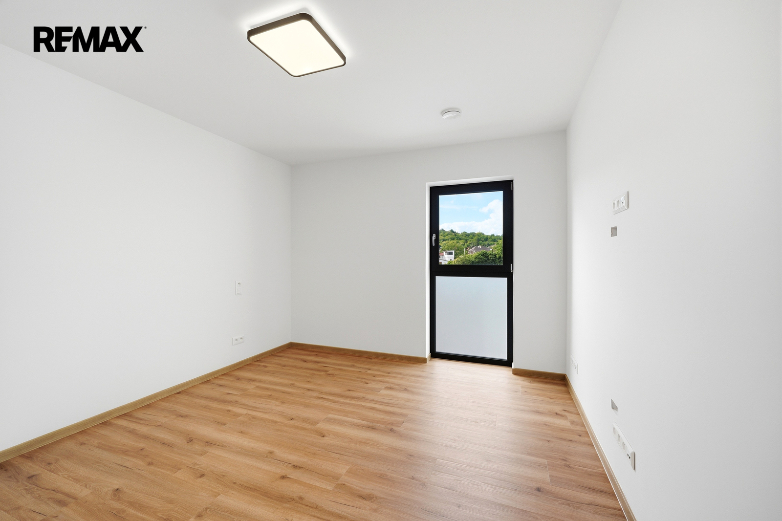 Prodej rodinného domu 4+kk, Kladruby — obrázek 22