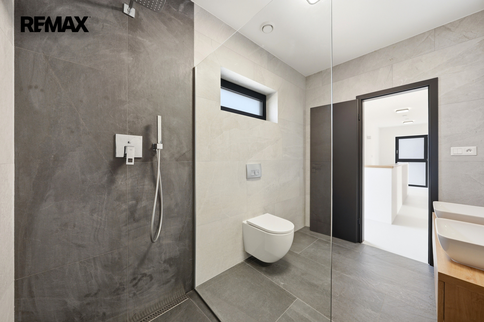 Prodej rodinného domu 4+kk, Kladruby — obrázek 25