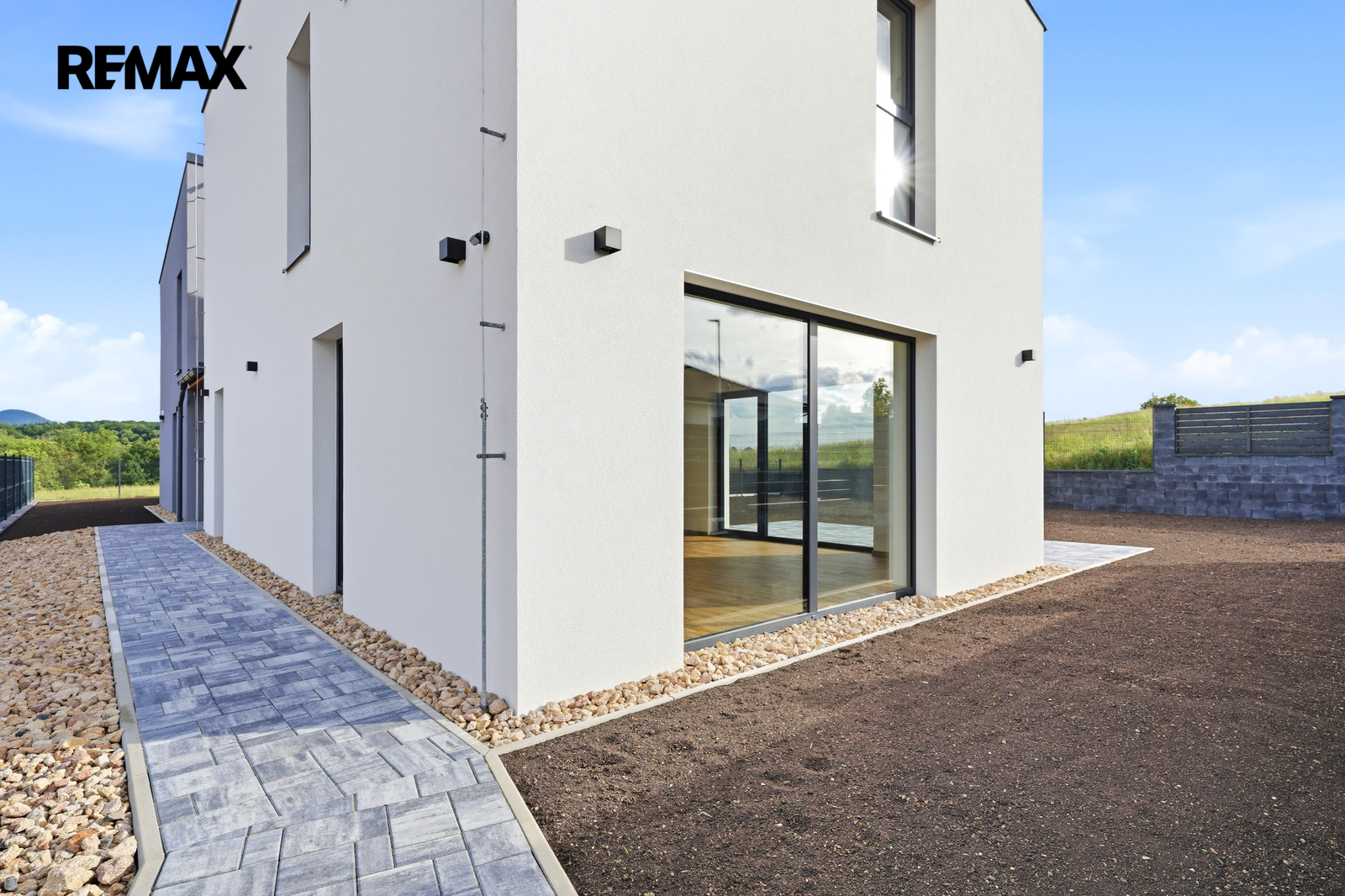 Prodej rodinného domu 4+kk, Kladruby — obrázek 32