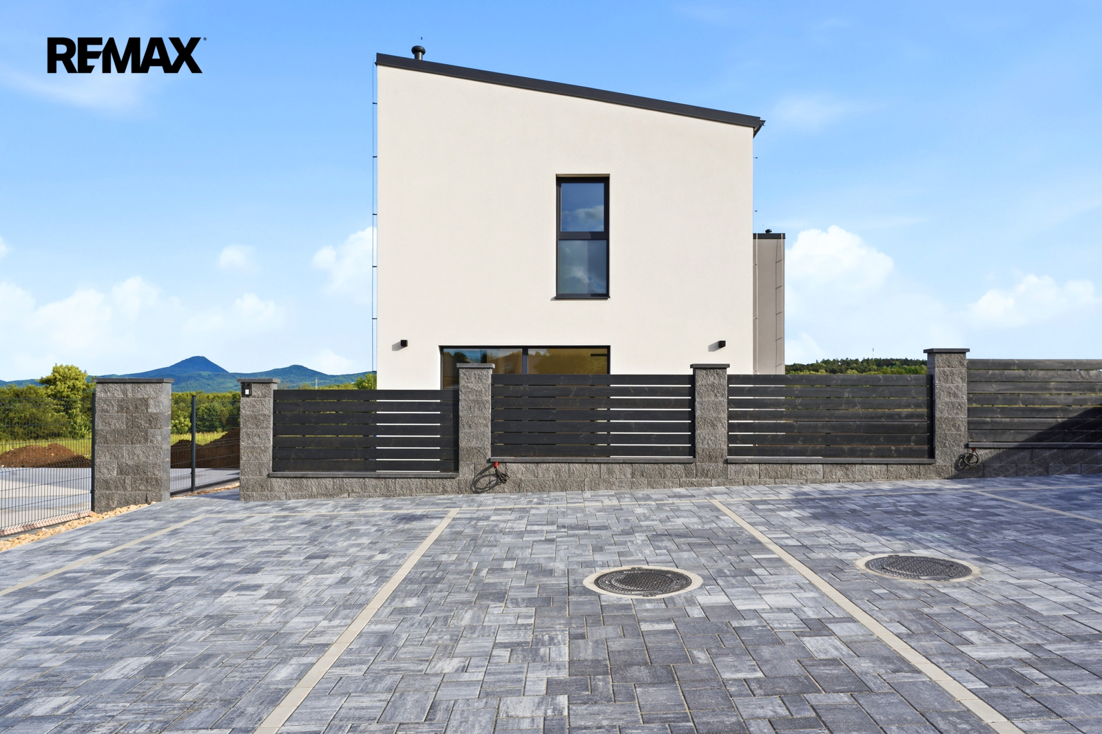 Prodej rodinného domu 4+kk, Kladruby — obrázek 35