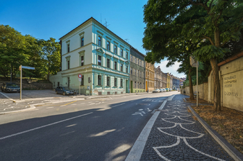 Prostorný byt 4+1 s terasou, lodžií a zahradou v historickém domě, ul. Riegrova, Roudnice nad Labem
