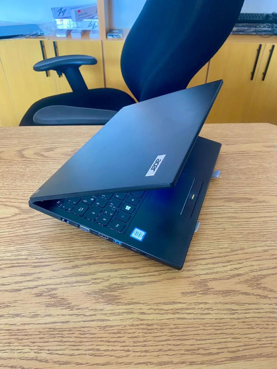 ACER TravelMate P648-G3