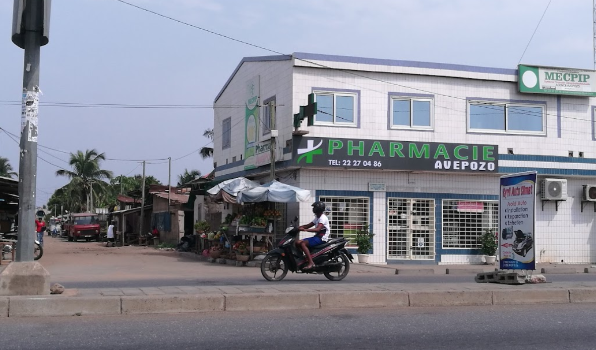 PHARMACIE AVEPOZO