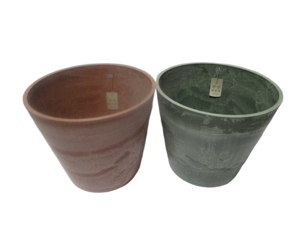 Flower Pot Susie Pp With Hole+plug 5650g 100% Recyclable Pallet Packing Brick Red Forest Green Dia50.5xh44.5