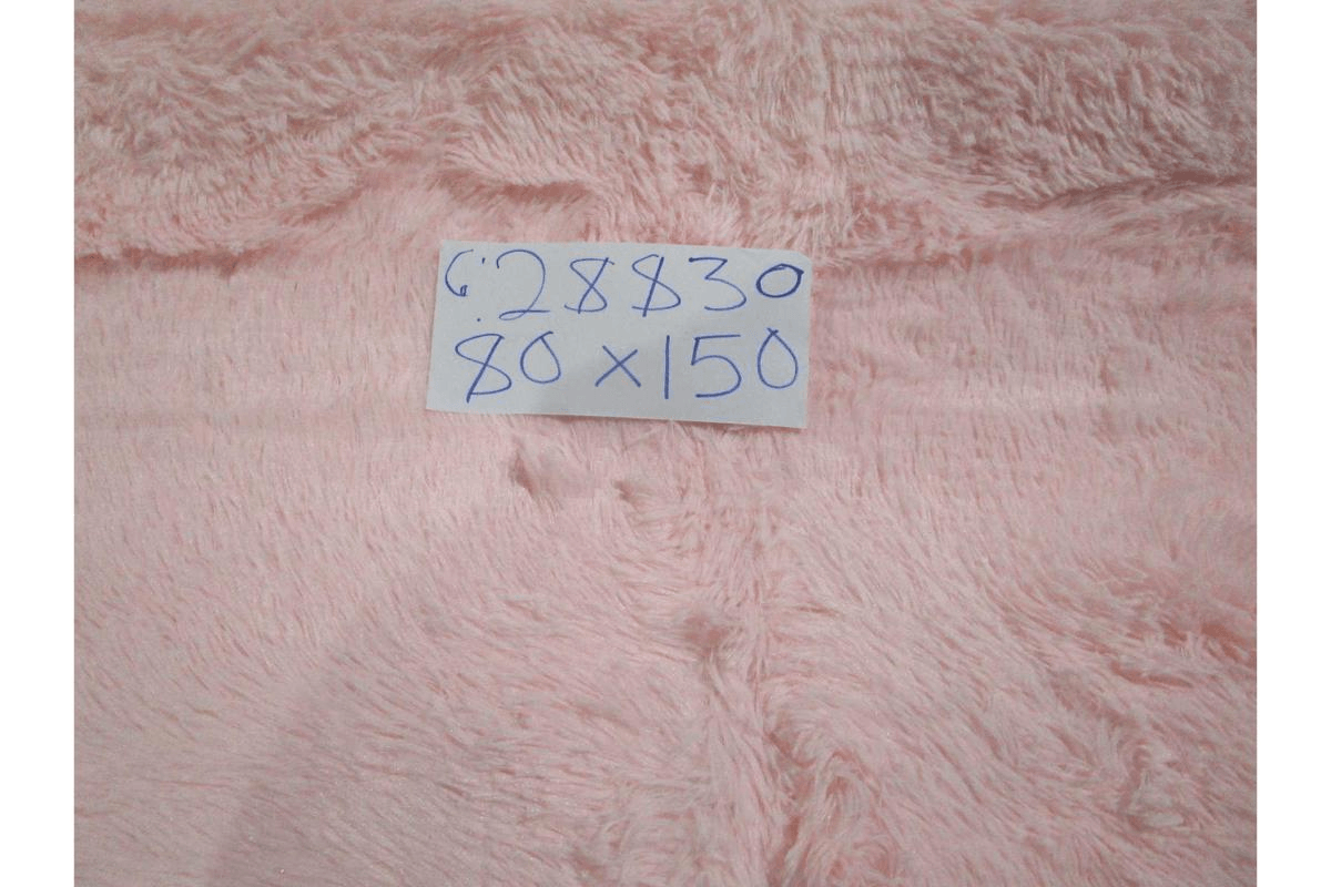 Carpet Pink Polyester 0.8*1.5