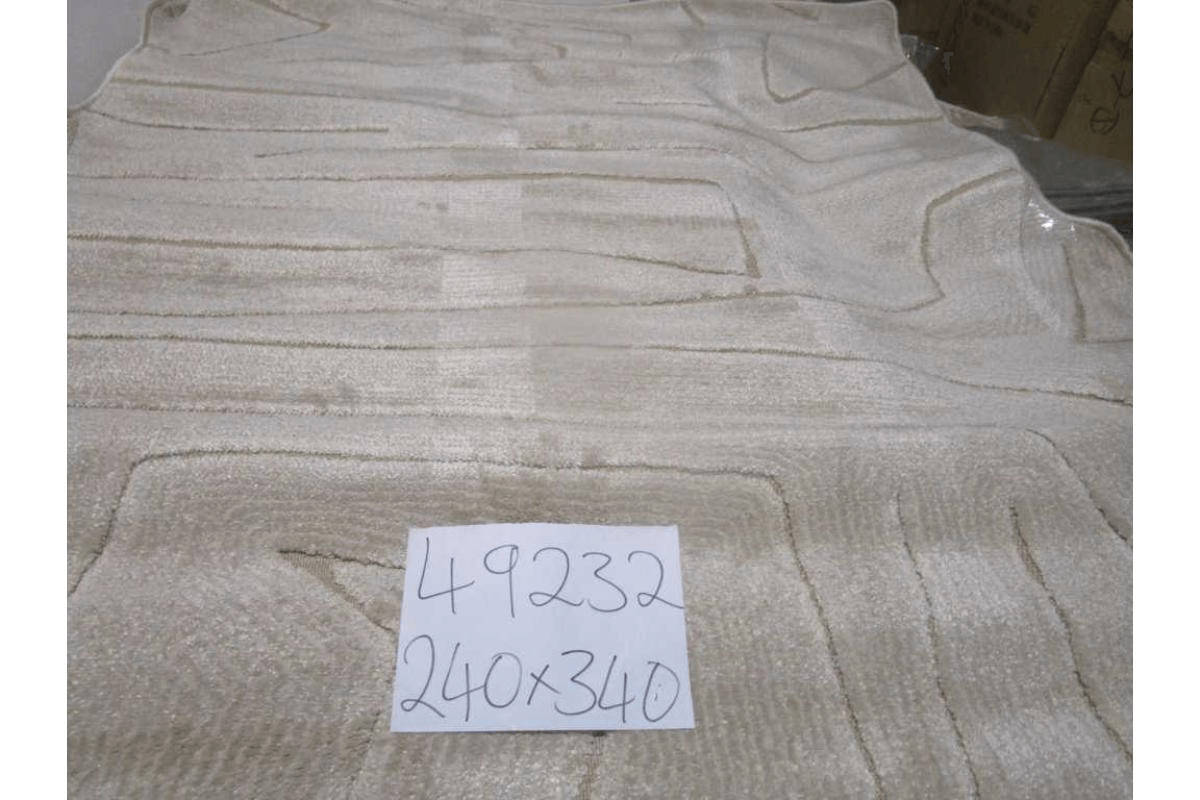 Carpet 240x340 Vanja Pp / Pes Shrink Pp Flat 1,450 Grm/Sqm 8mm Pile Height Beige