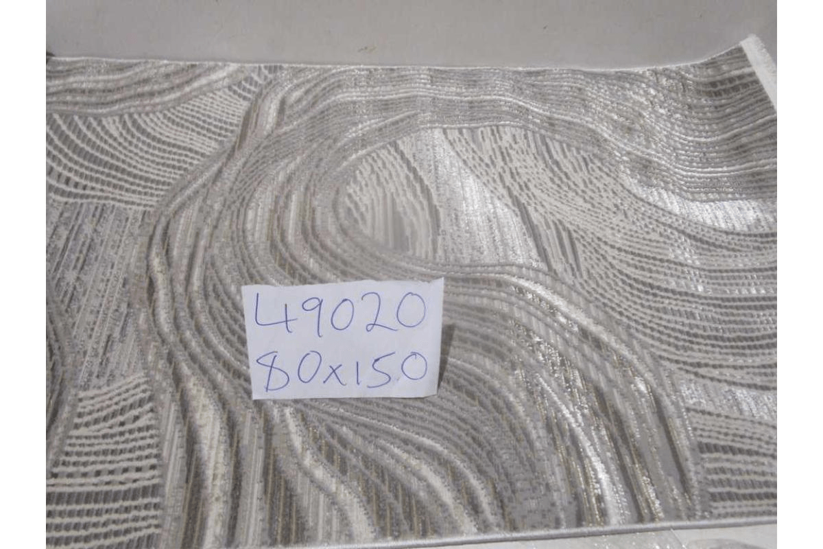 Carpet 80x150 Polyester + Poly Shrink 1,740 Grms/Sqm 480,000 Pts 6mm Pile Hight Ld18a / Css78