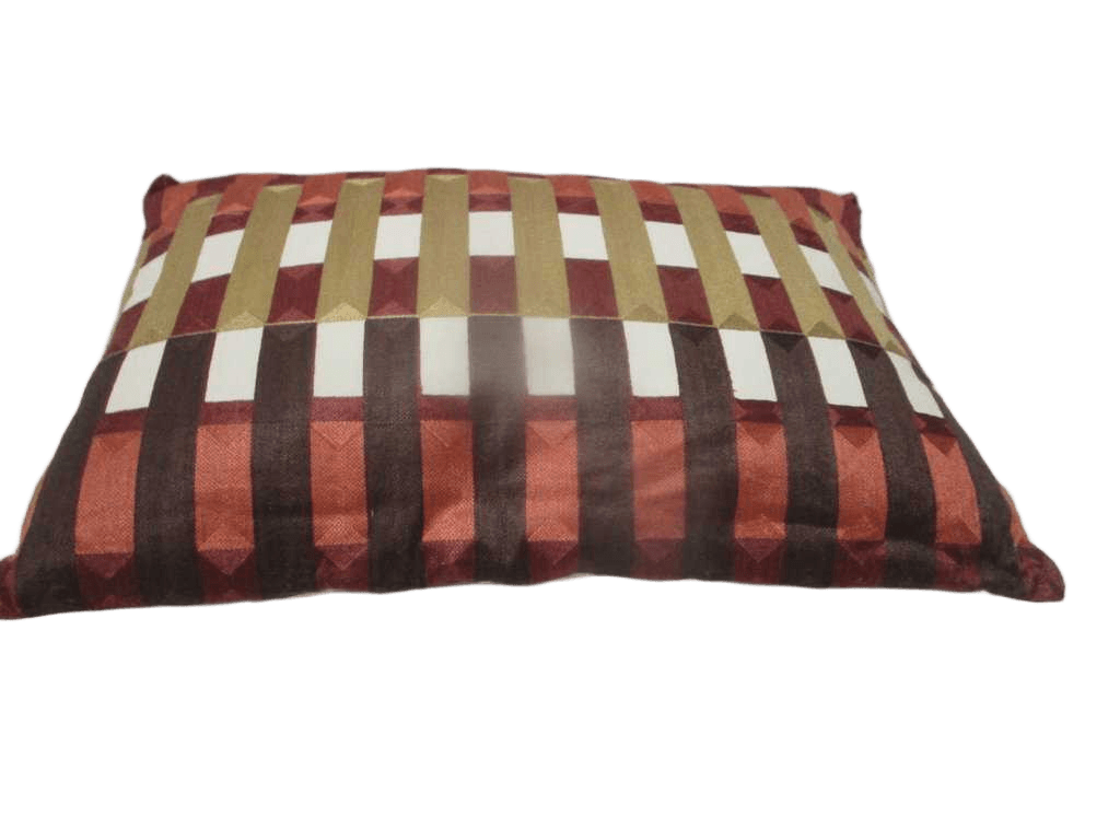 Cushion 100% Cotton With Machine Embrodery With Filling 575 Gr Vacuum Pack