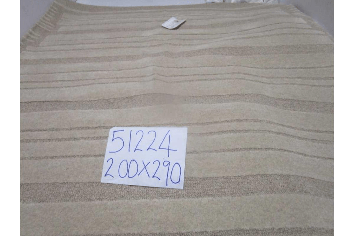 Carpet 100% Wool 2,5 Kg Pile Back Cotton With Tpr