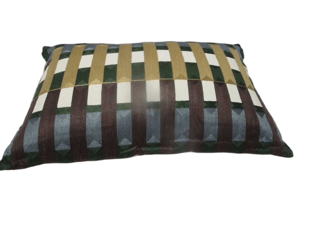 Cushion 100% Cotton With Machine Embrodery With Filling 575 Gr Vacuum Pack