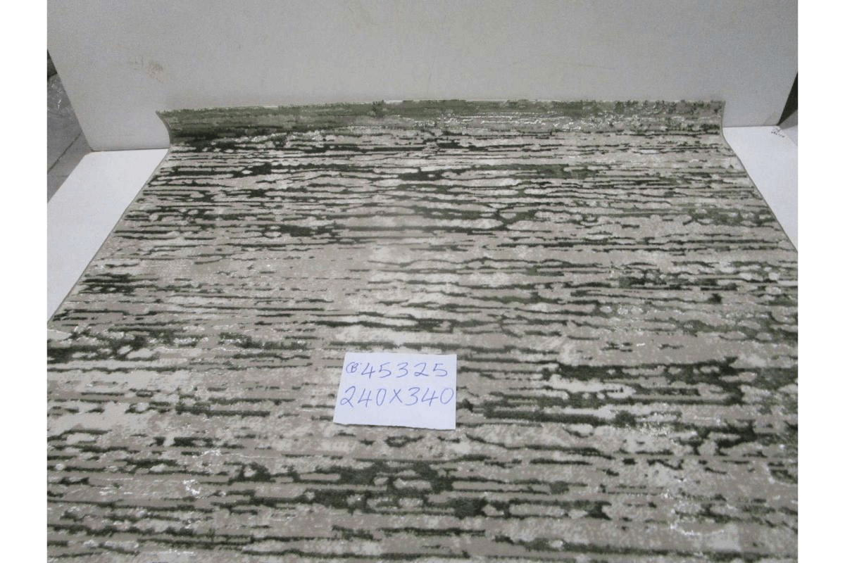 Carpet A Green 107 256.000 Points 10mm Pile Height 1,600gr/Sqm Pp Heatset (1900dtex) + Shrink + Flosh 240x340 Cm