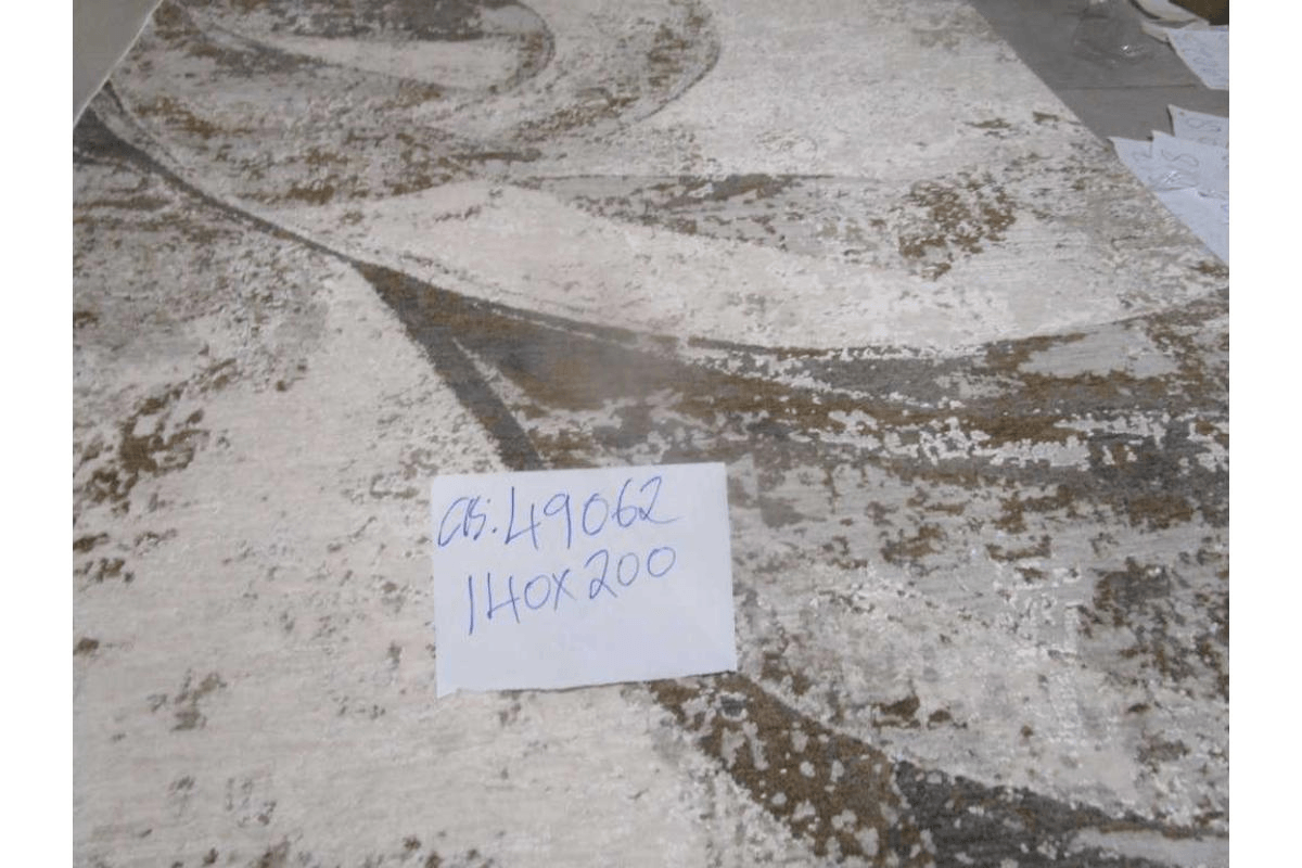Carpet 140x200 Polyester Shrinked Cotton Backing 2,200 Grms/Sqm 624,000 Points 8mm Pile Hight Ld82b / Ccs48