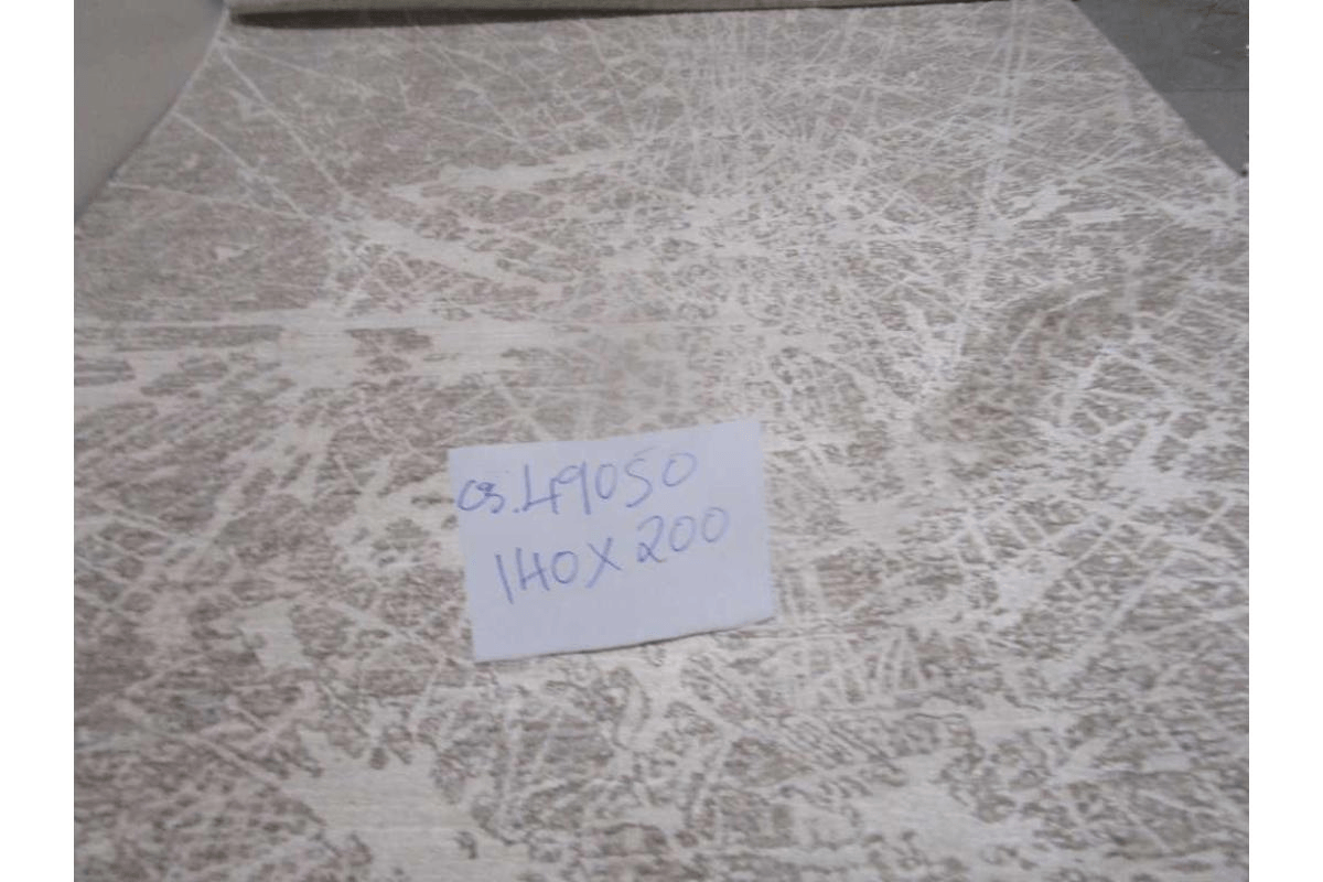 Carpet 140x200 Polyester Shrinked Cotton Backing 2,200 Grms/Sqm 624,000 Points 8mm Pile Hight Lf18a / Ccs73