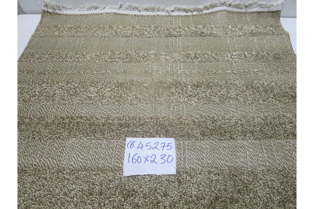 Carpet Brown Jazz Cut Loop Pile Pp Frized / Headset 1,900-2,000 Gsm 160,000 Pnt/M2 10 Mm / Loup 6mm Micro Pp With Small Fringes 160x230 Cm