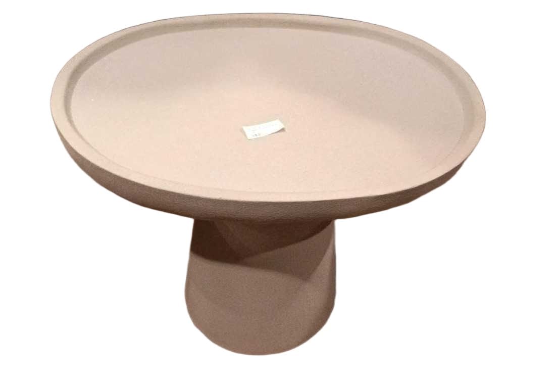 Table Medium Oval 100% Iron Lt Cream