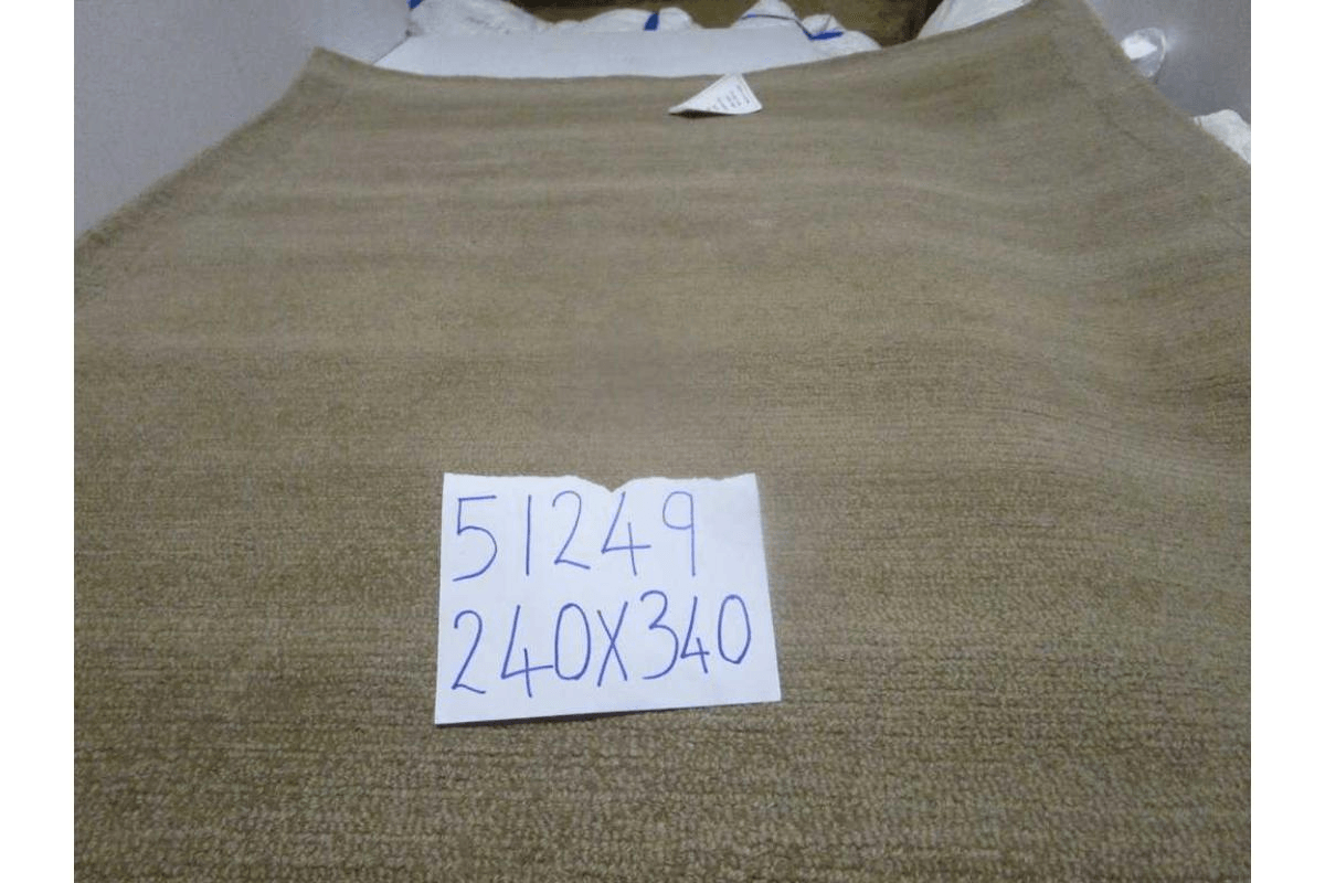 Carpet 100% Wool 2,5 Kg Pile Back Cotton With Tpr