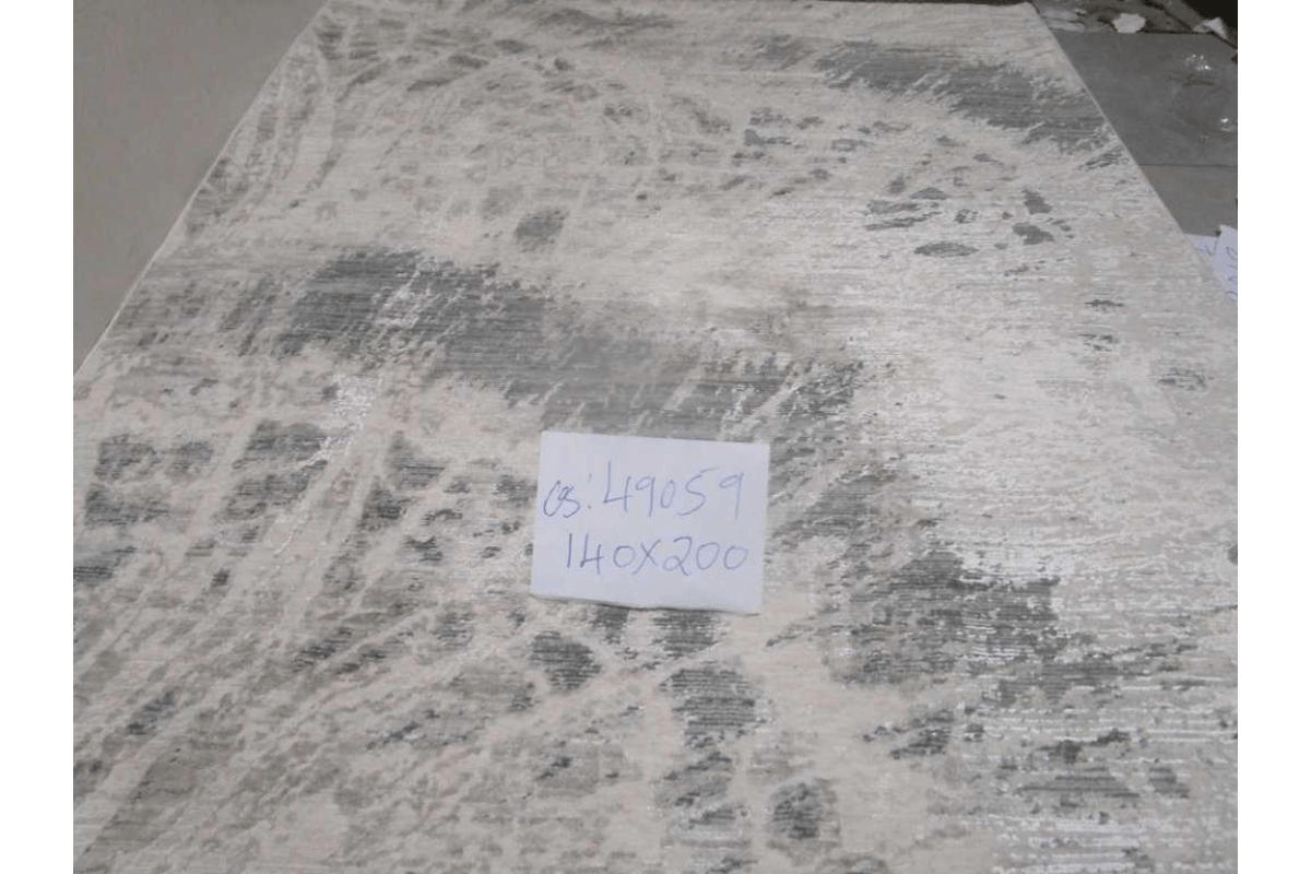 Carpet 140x200 Polyester Shrinked Cotton Backing 2,200 Grms/Sqm 624,000 Points 8mm Pile Hight Lb75e / Ccm47