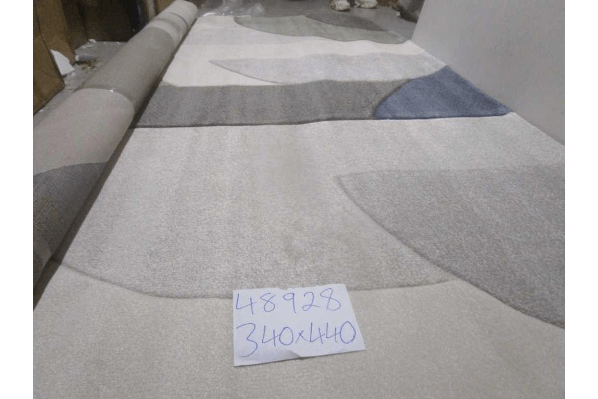 Carpet 340x440 Bond (Aura V77) Pp + Headset Hand Carved 2,200 Gsm/Sqm 243,200 Points/Sqm 10mm Pile Height 030
