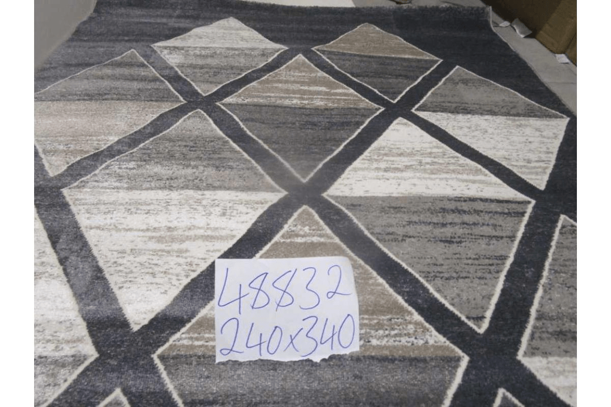 Carpet 240x340 Maren 1,900 Dtex Frieze And Pes Shrink 320,000 Pts/Sqm 9mm Pile Height 2,200 Grm/Sqm Dark Grey