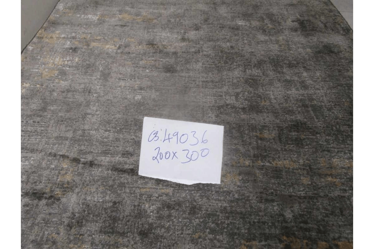 Carpet 200x300 Polyester Shrinked Cotton Backing 1,850 Grms/Sqm 576,000 Points 7mm Pile Hight Lb96a / Lkg48