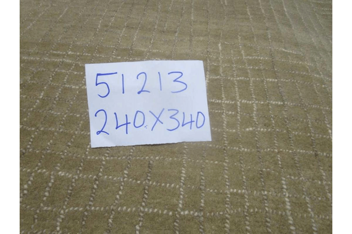 Carpet Hand Tufted - 100% Wool - 2000 Gsm Pile And 1500 Gsm