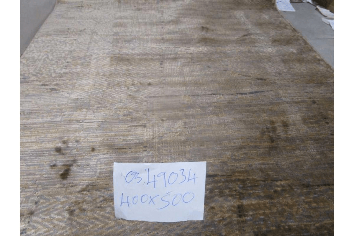 Carpet 400x500 Polyester Shrinked Cotton Backing 1,850 Grms/Sqm 576,000 Points 7mm Pile Hight Lc07a / Lkg32