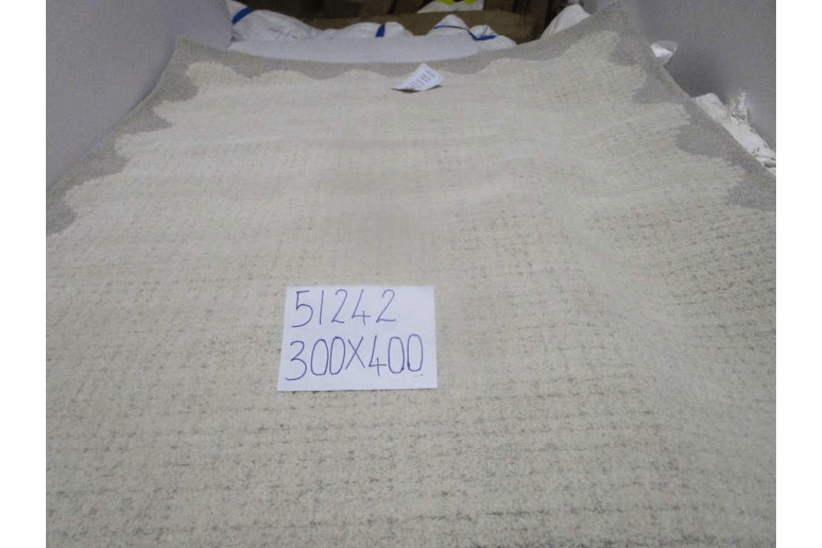 Carpet 100% Wool 2,5 Kg Pile Back Cotton With Tpr